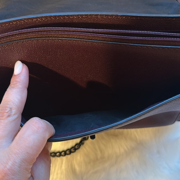 Rebecca Minkoff T’Ami bag with chain strap NWOT hot color for fall 🍁 - Picture 4 of 7